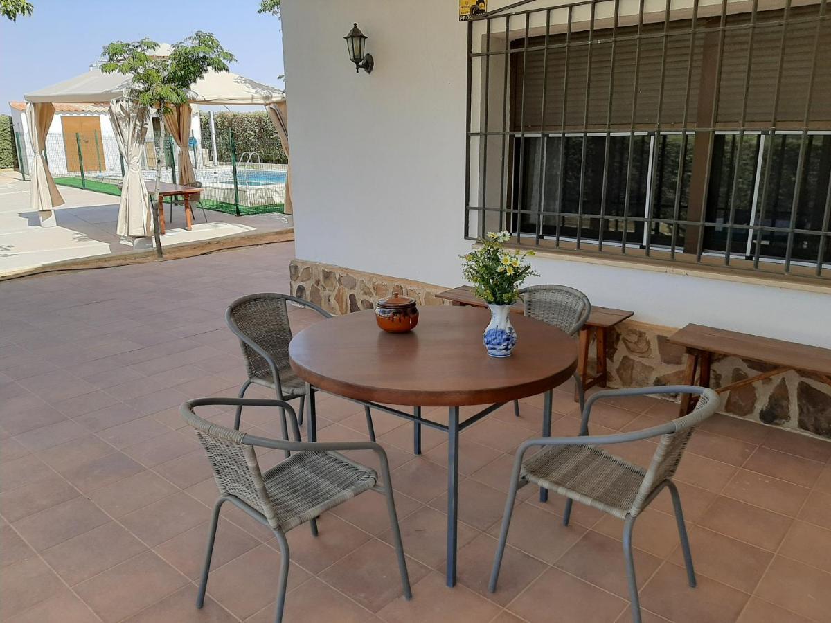 Casa Rural La Cerca Madridejos Luaran gambar